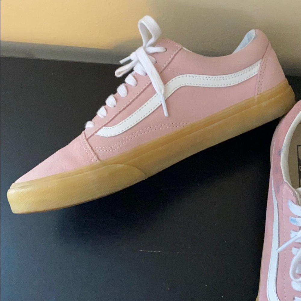 Vans - Picture 11 of 11
